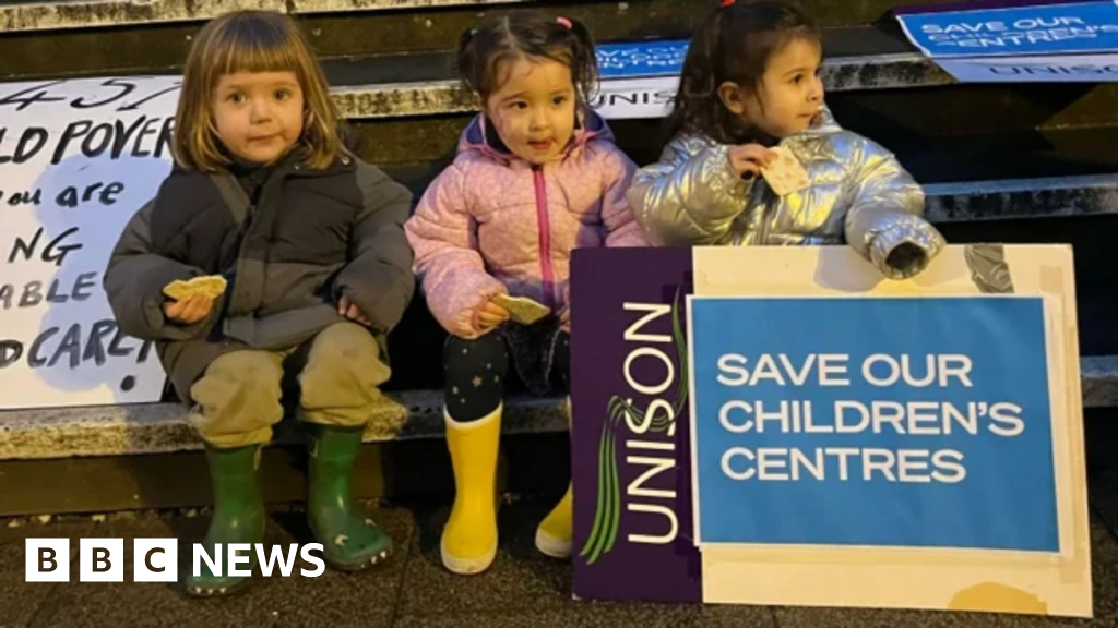 Hackney: High Court case over closure of nurseries dropped