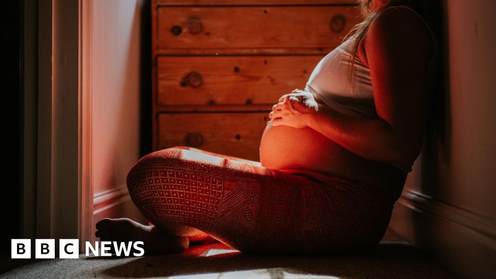 Home birth cancellations leave women in Brighton 'traumatised'