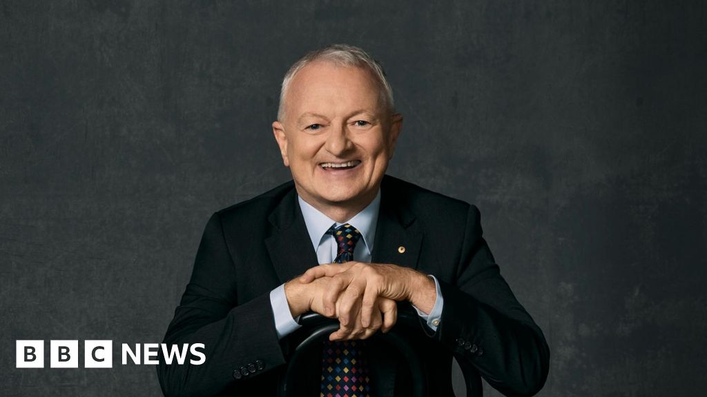 Veteran ABC election analyst Antony Green hosts final broadcast