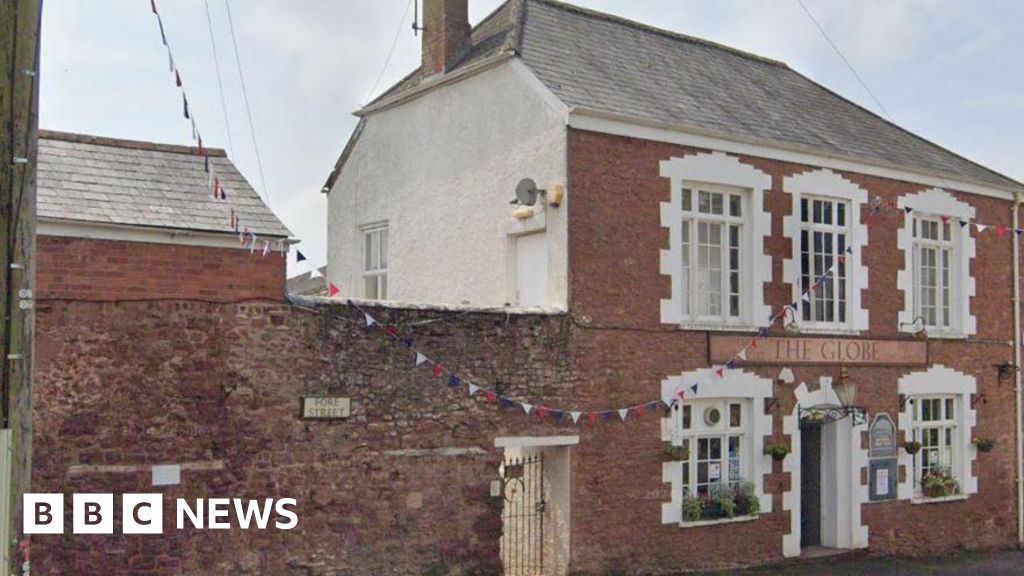 Milverton villagers asked to 'pop in for a pint' to save pub - BBC News