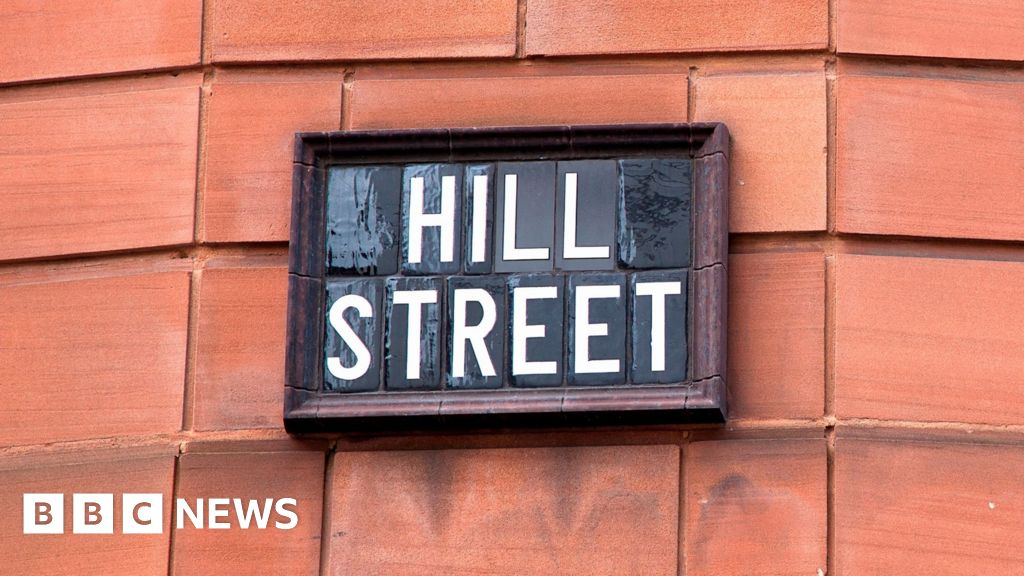 Minister says Cathedral Quarter pedestrianisation delays beyond her control