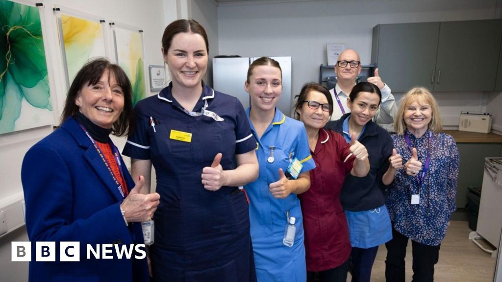 bbc.co.uk - Holly Phillips - Hull and East Yorkshire hospital staff areas to get major upgrade