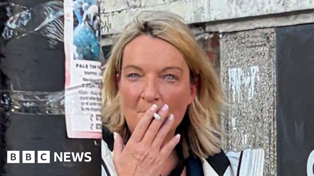 Saleswoman faked doctor's note about cancer care