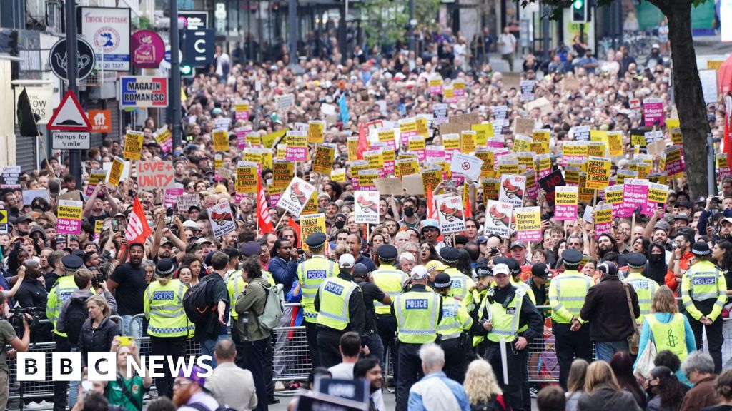 Manifestantes antirracismo se reúnen en Londres para mostrar «unidad»