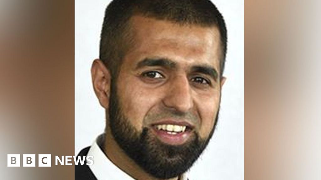 Green councillor Sohail Asghar gives up whip over 'investigation'