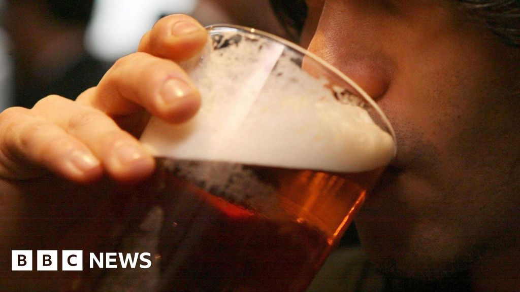 Small beer: Study calls on government to shrink pints