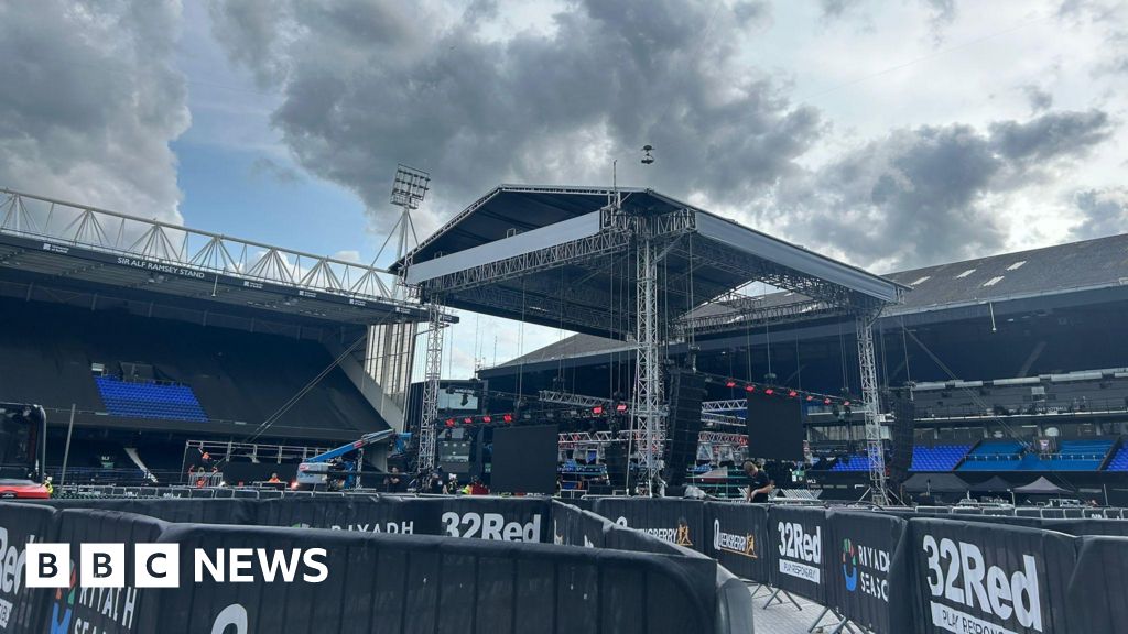 Portman Road is transformed for night of boxing
