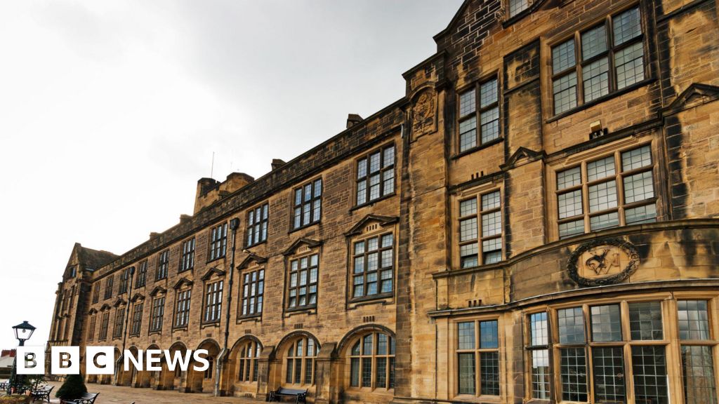 Bangor University to make 200 job cuts due to finances