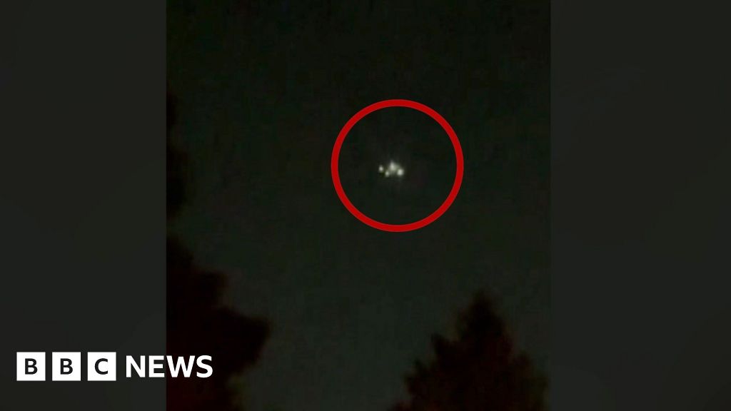 FBI investigates drones seen over Trump golf course