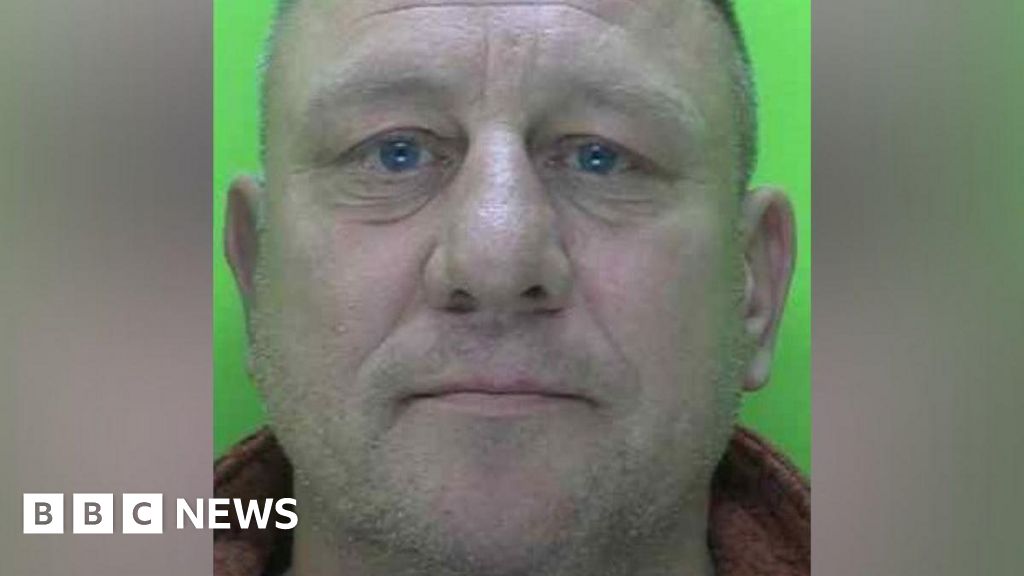 Rainworth: House guest jailed for attacking host over meal - BBC News