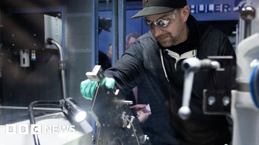 Watch: Moment the last US penny is minted