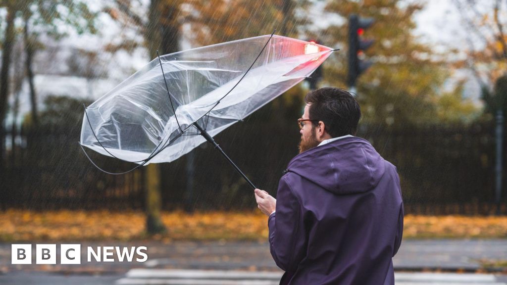 Weather warning: Yellow alert for strong winds across NI ends