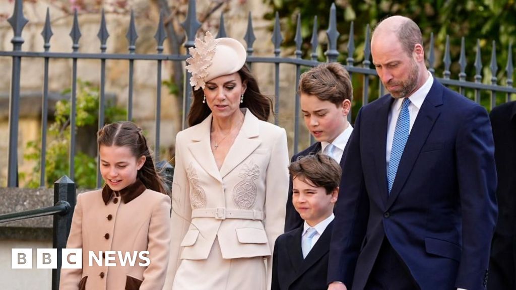 Royals gather at Windsor Easter Sunday service
