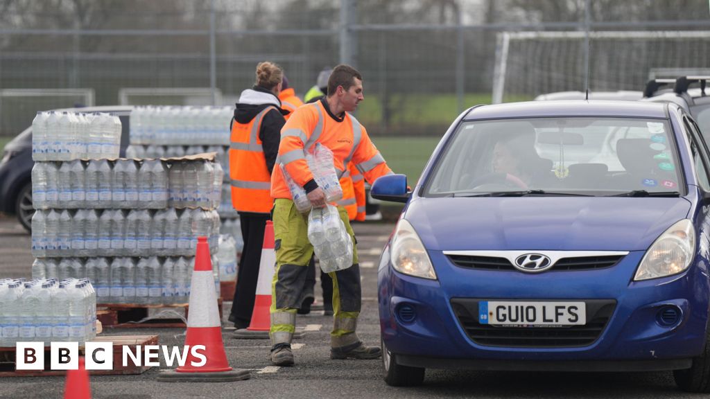 Major incident declared as thousands without water