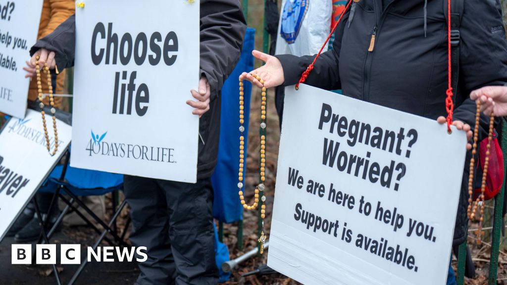 Anti-abortion campaigner charged over Glasgow clinic protest