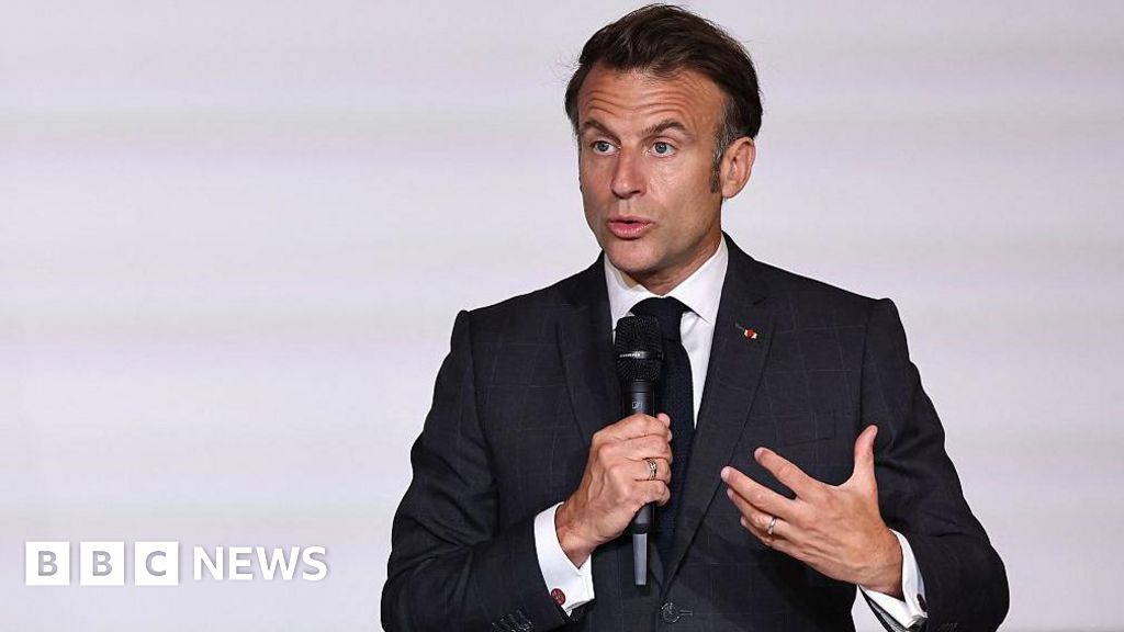 French report warns of Islamist ‘entryism’ as risk to national cohesion