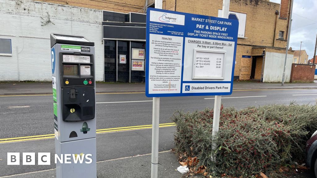 Somerset Council scraps free Christmas parking scheme BBC News