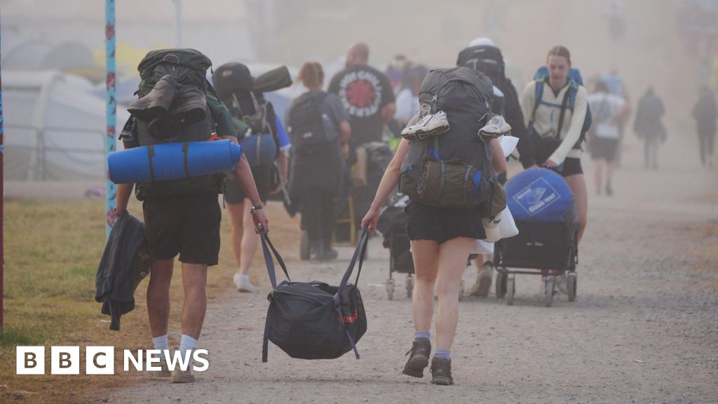 Glastonbury Festival getaway and clean-up begins