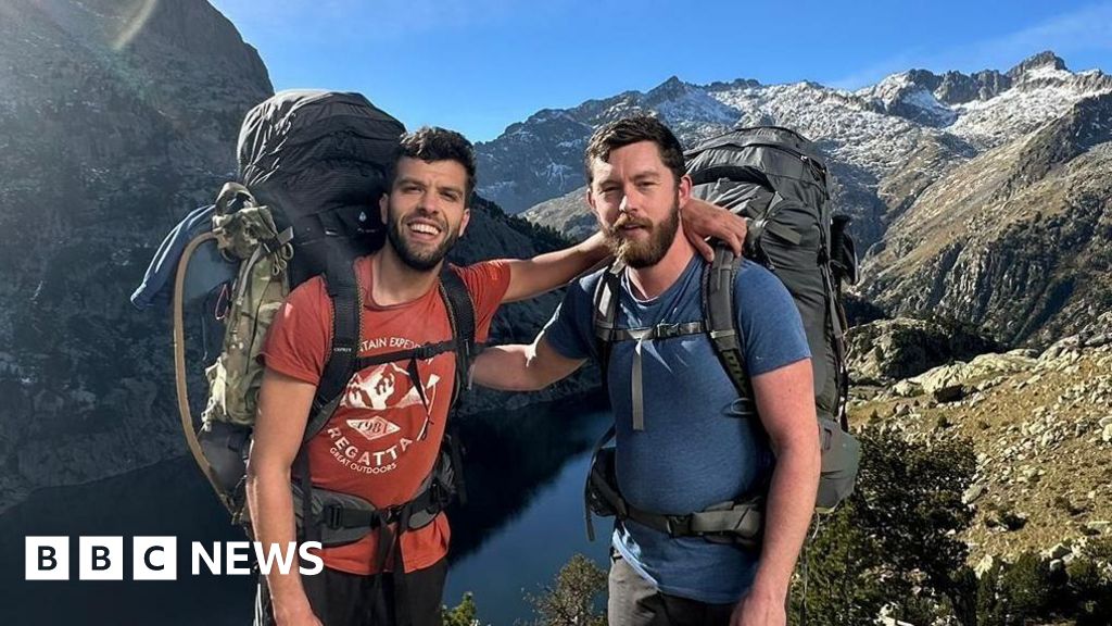 Dolomites: Friend praises hiker Samuel Harris after body found