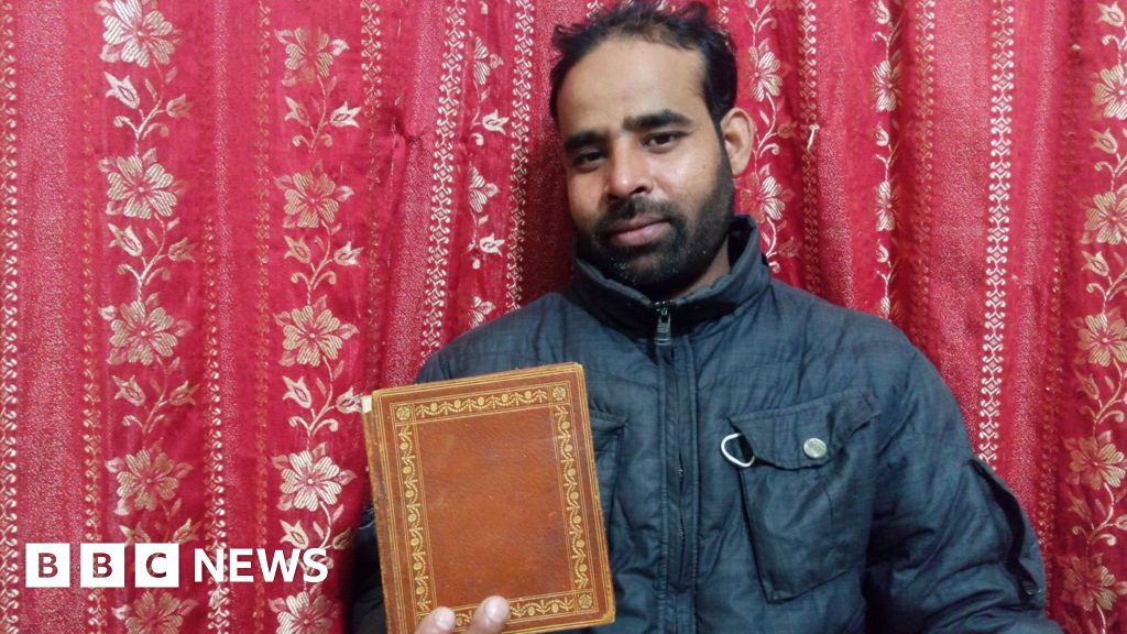 British woman's 1940s notebook found in Pakistan