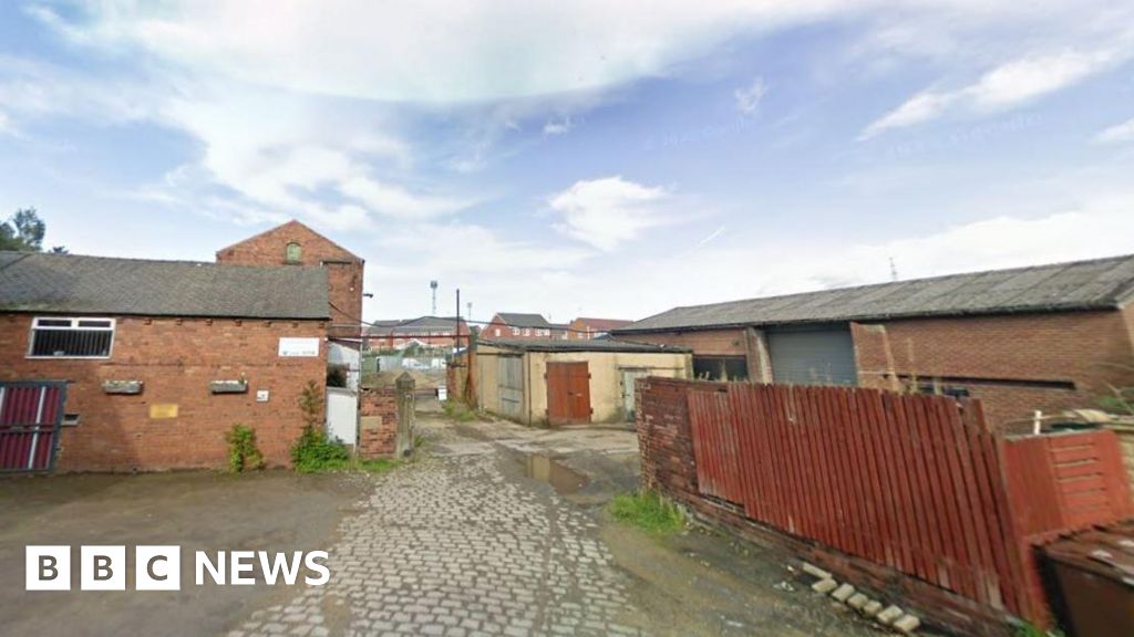 Plan to demolish 100-year-old Horbury Bridge industrial estate