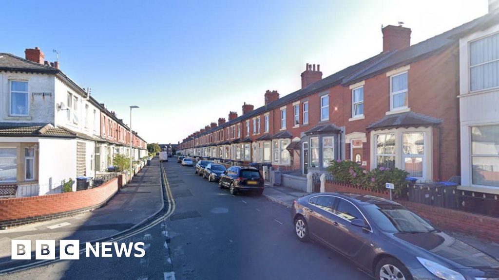 Two die and two children injured in house fire