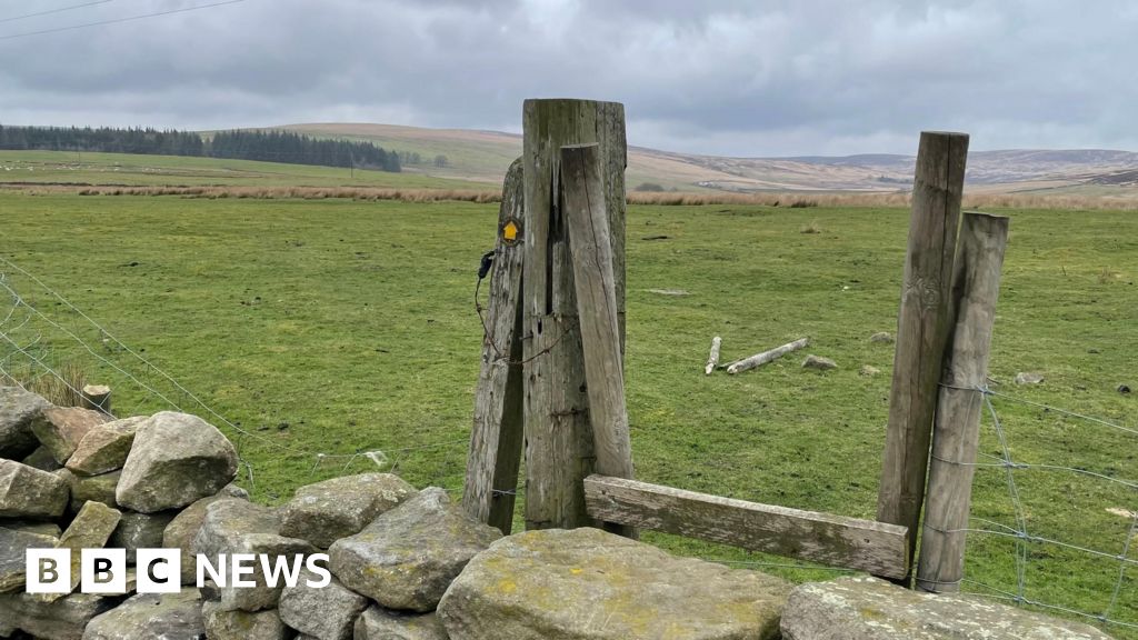 bbc.co.uk - Spencer Stokes - Calderdale wind farm 'will not stop Bronte tourism'