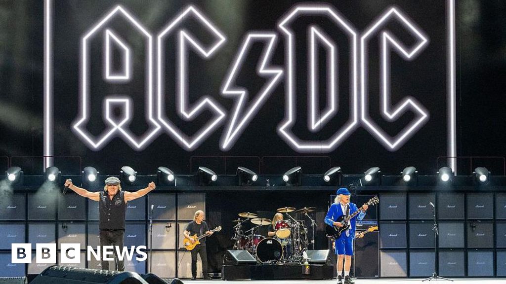 Edinburgh Council Plans Murrayfield Stadium Fireworks Ban After AC/DC Noise Complaints