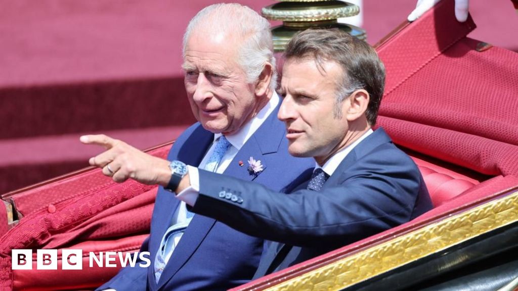 In pictures: French President Emmanuel Macron's UK state visit thumbnail