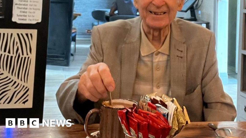 Manor House: Man jailed for murdering pensioner