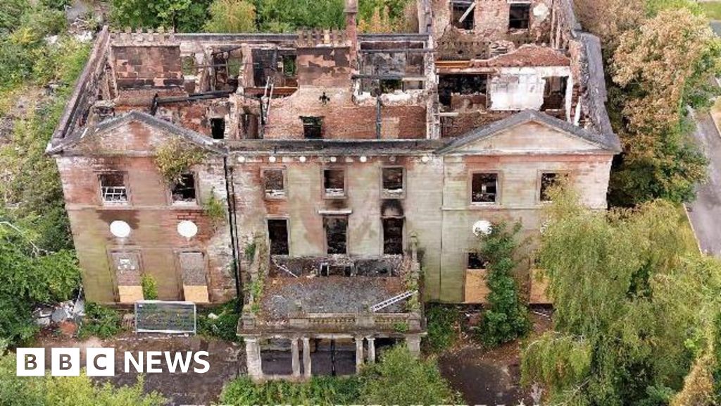 Historic Buildings Restored, Lost in US, UK Cities