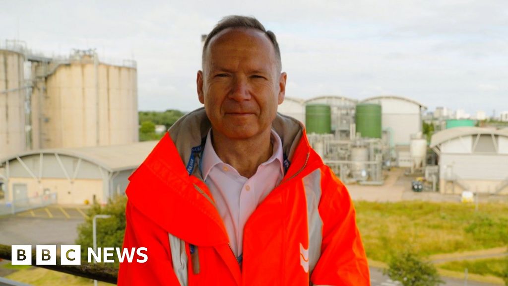Water customers face choice between higher bills or slower fixes - new boss