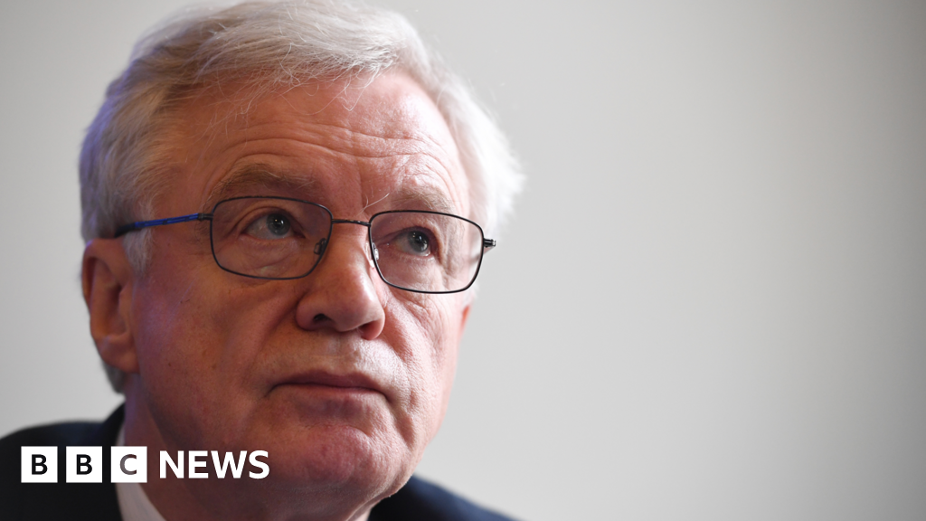 SAS soldiers threaten legal action over legacy plans, says MP