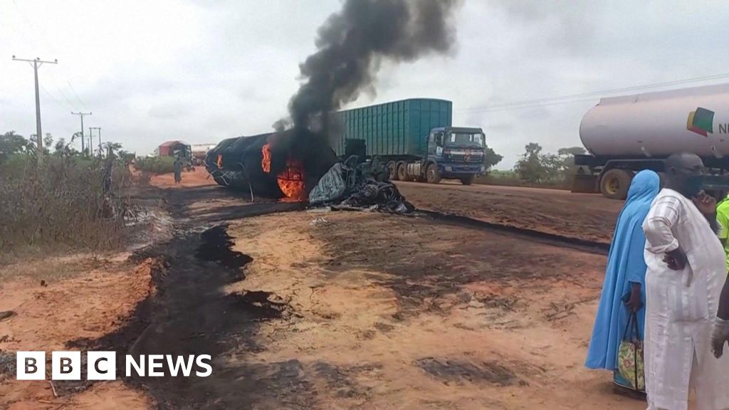 More than 50 killed in Nigeria fuel tanker crash