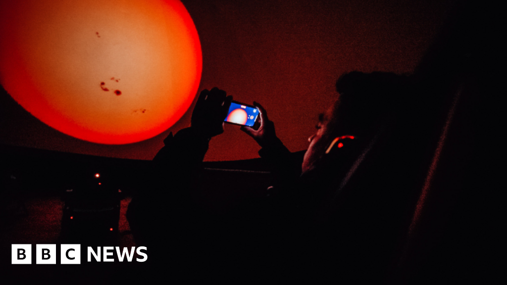 bbc.co.uk - Alex Pope - Planetarium to bring universe to Northampton Market Square