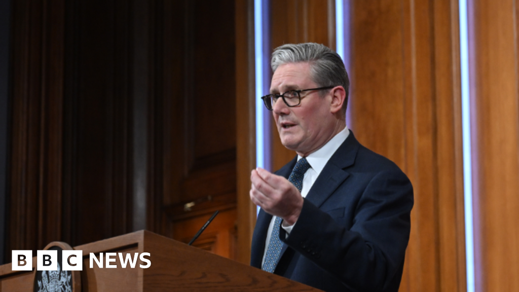 Starmer tries to reassure as Iran crisis deepens