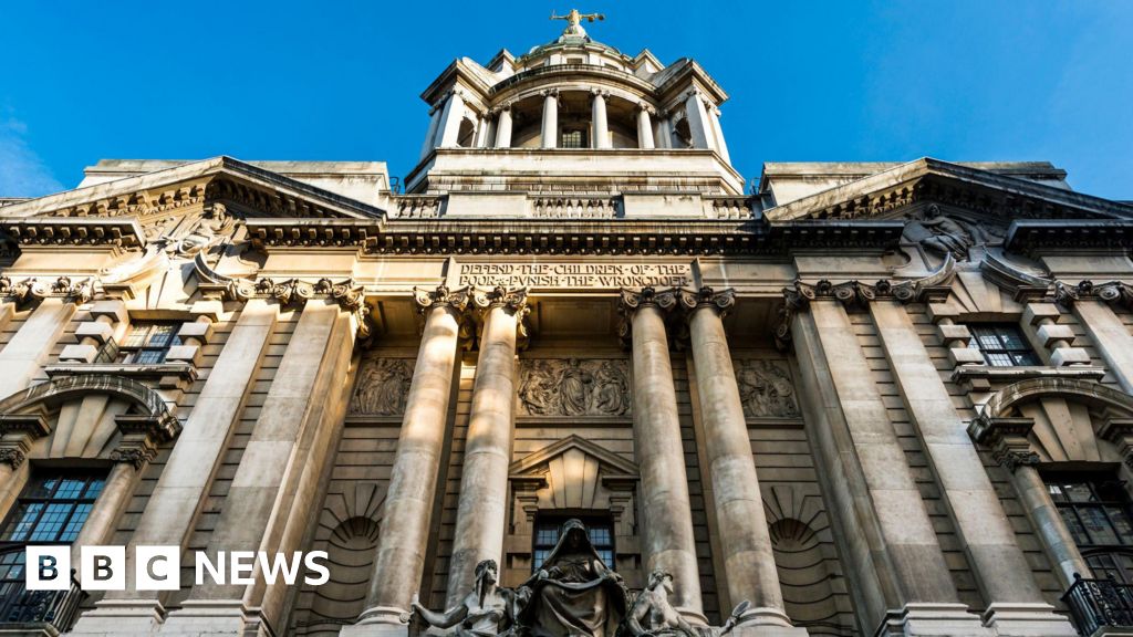 Student 'killed germophobic woman in self-defence'