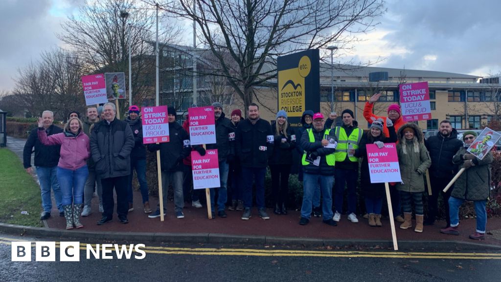 Teesside college staff on strike in long-standing pay row