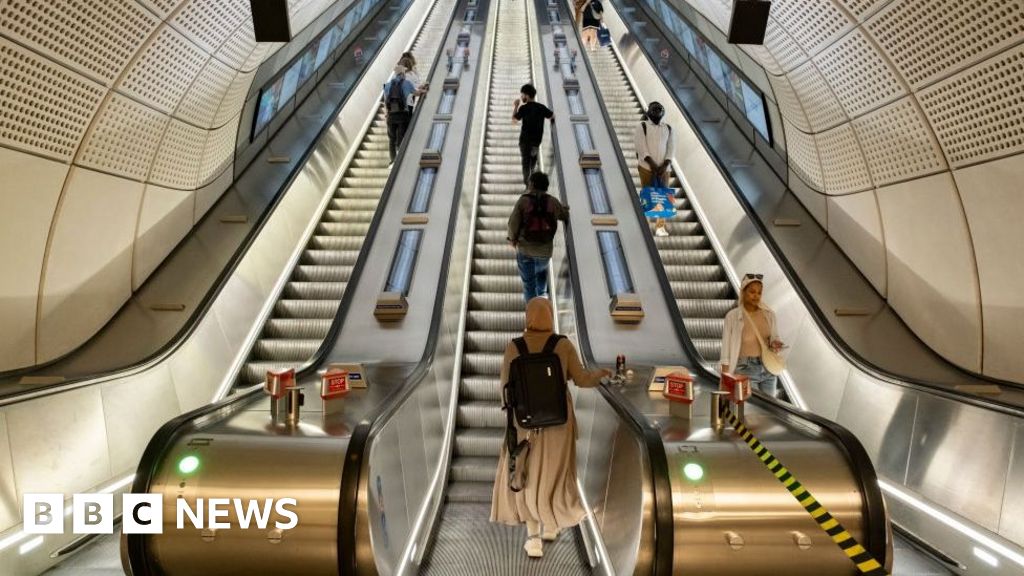 The Elizabeth Line wins the Stirling Prize | RailUK Forums