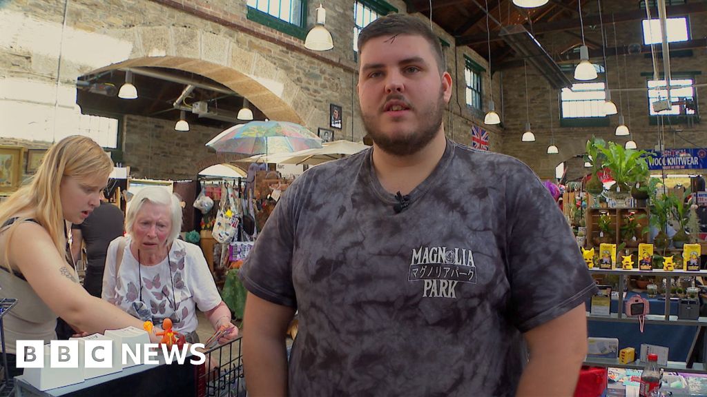 Kieron Loomes at his market stall