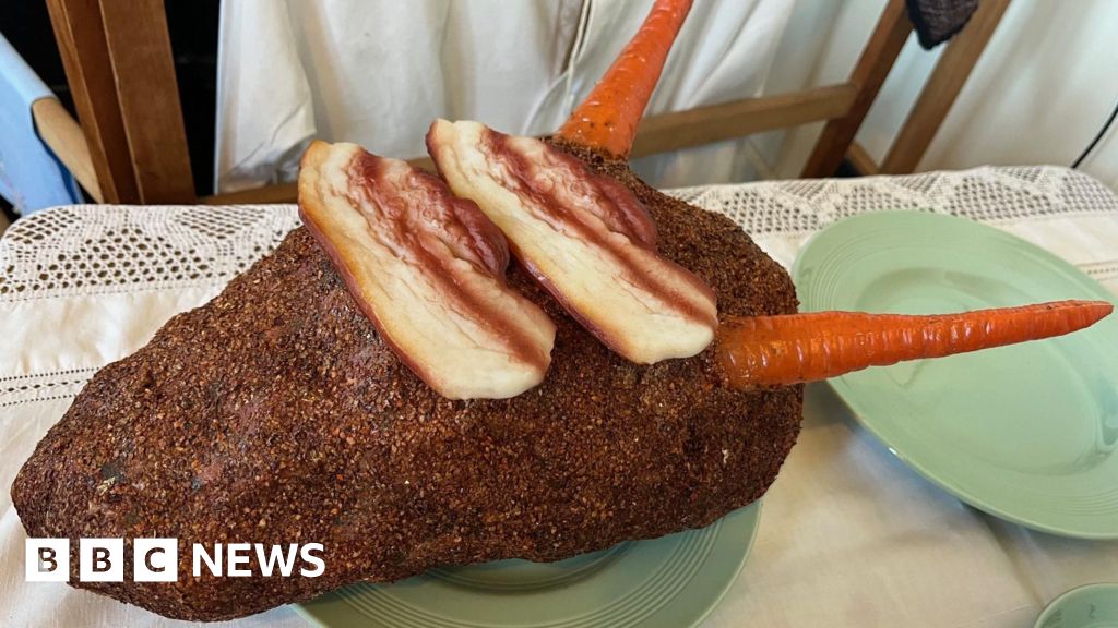 Mock turkey, vinegar-soaked cucumber and other forgotten festive traditions