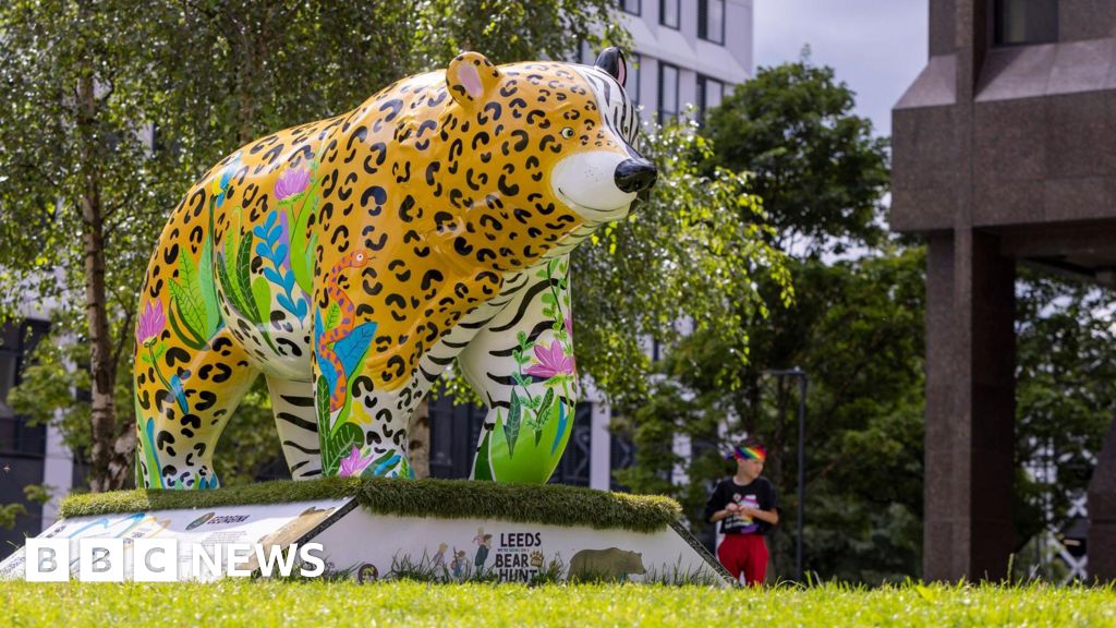 bbc.co.uk - Paul Johnson - We're Going on a Bear Hunt sculpture trail coming to Scunthorpe