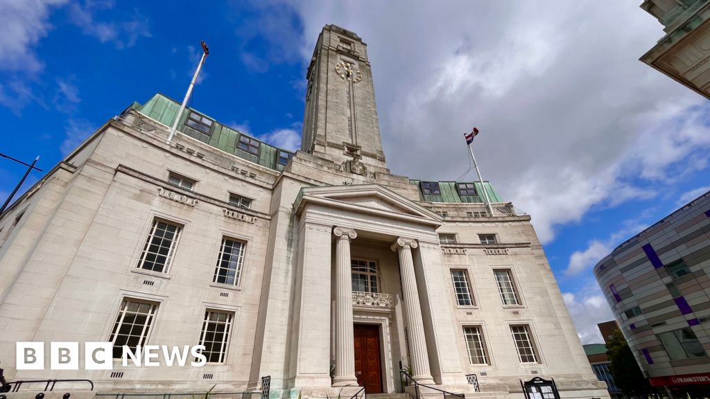 Four councils in Beds and MK to launch bid for devolved powers