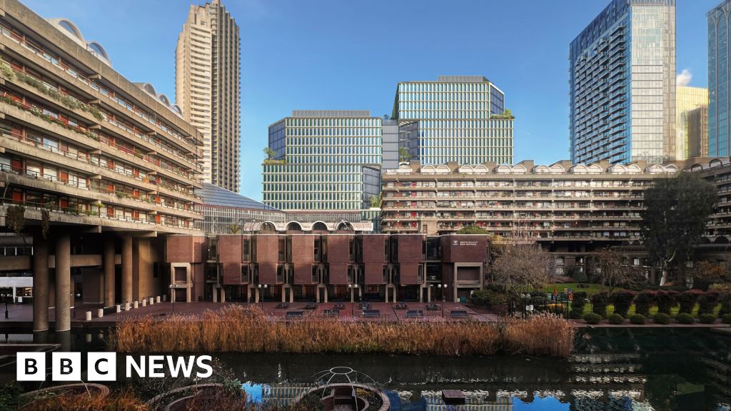 Barbican tower plans scaled back after backlash