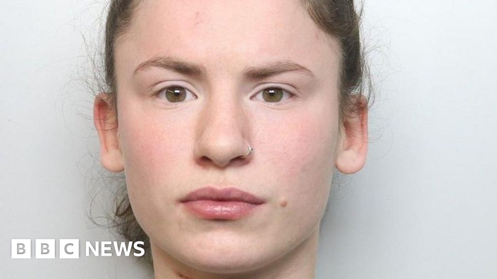 Bicester murder: Bailey Heywood jailed for killing boyfriend Dale Bond ...