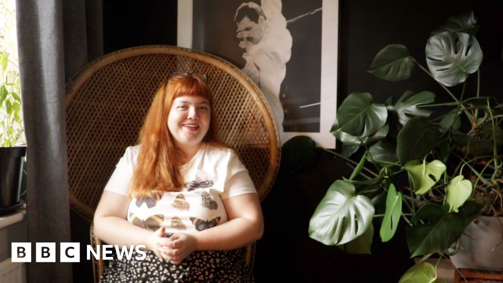 'I was never broken, I was just autistic' says influencer