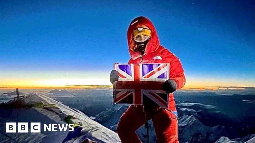 Londoner becomes youngest woman to climb world’s 14 tallest peaks