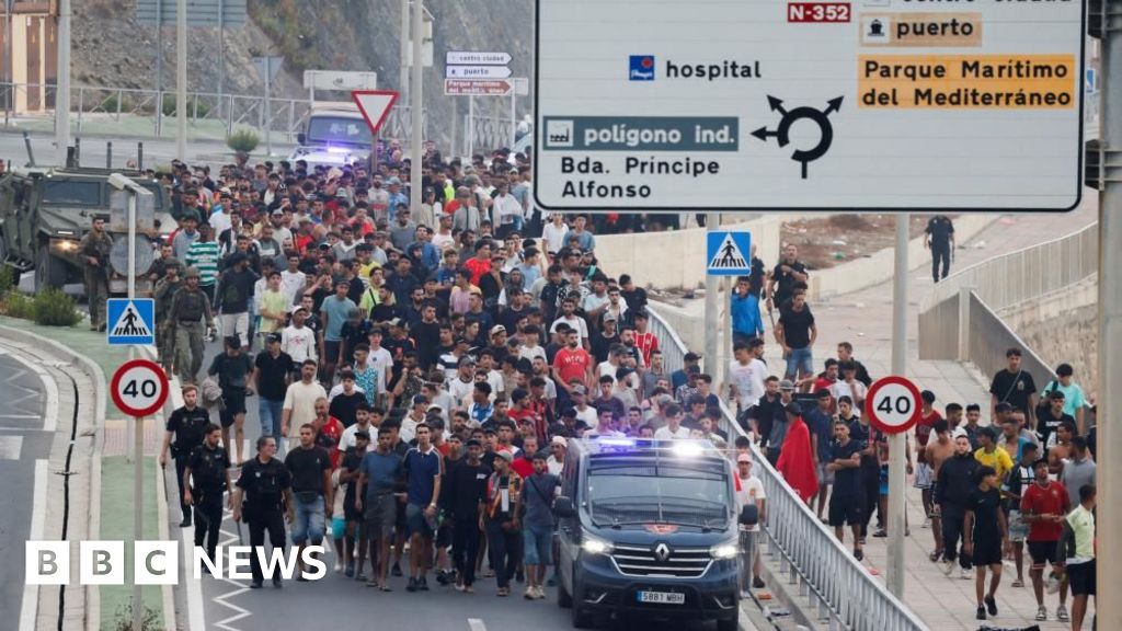 Spain attacks 'selfish' response of some EU countries to Ceuta migrant crossings