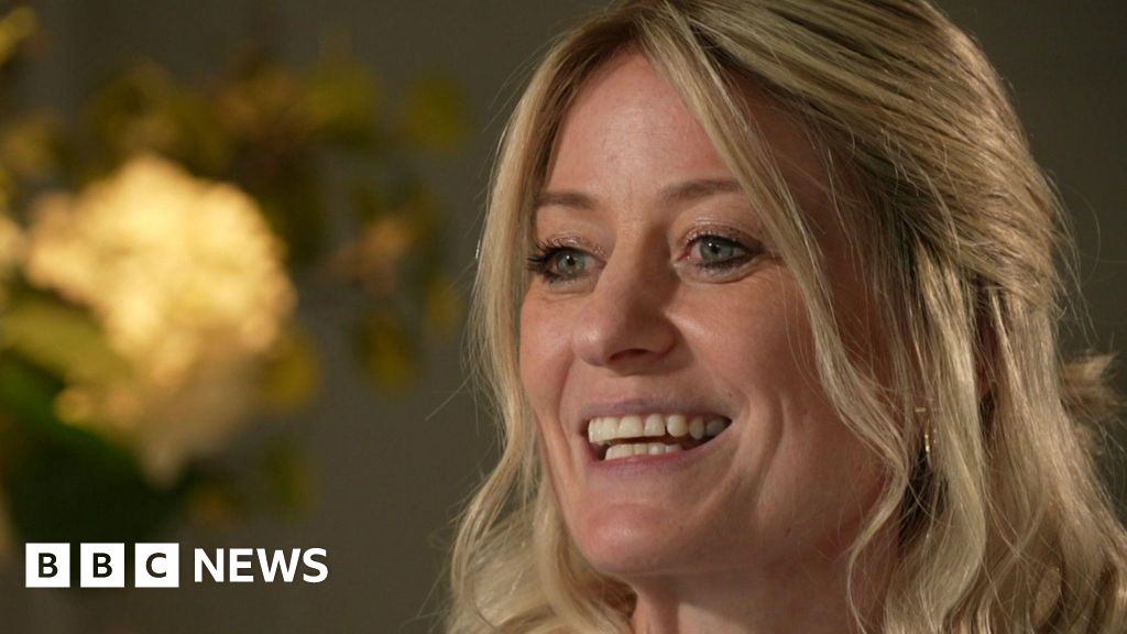 Dancer left with no leg movement tells of recovery