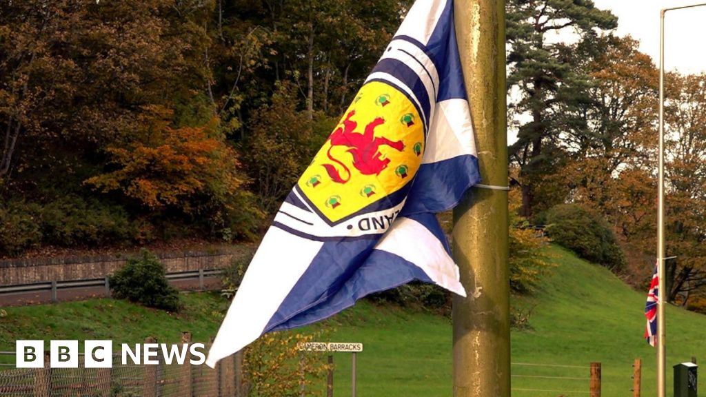 Image for Highland Council to remove flags flown near asylum seeker barracks